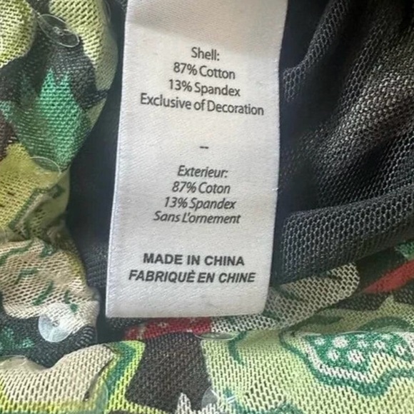 Green Abstract Ruched Long Sleeve - Picture 16 of 17